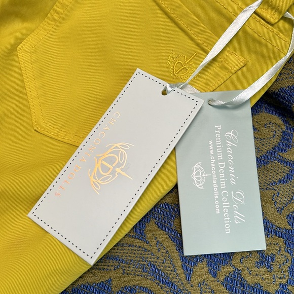 NWT Chaconia Dolls Jeans. Sm. Very diff Mustard Yellow. Straight leg. Waist 15”. - Picture 6 of 13